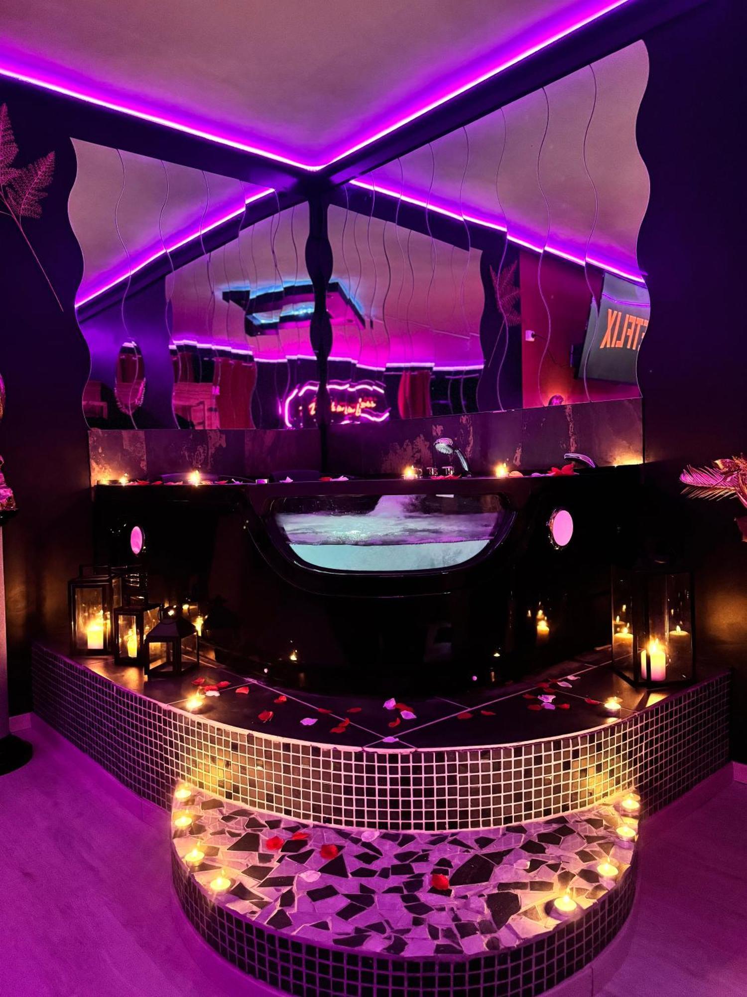 פרפיניין Loveroom By Sunnyroom מראה חיצוני תמונה
