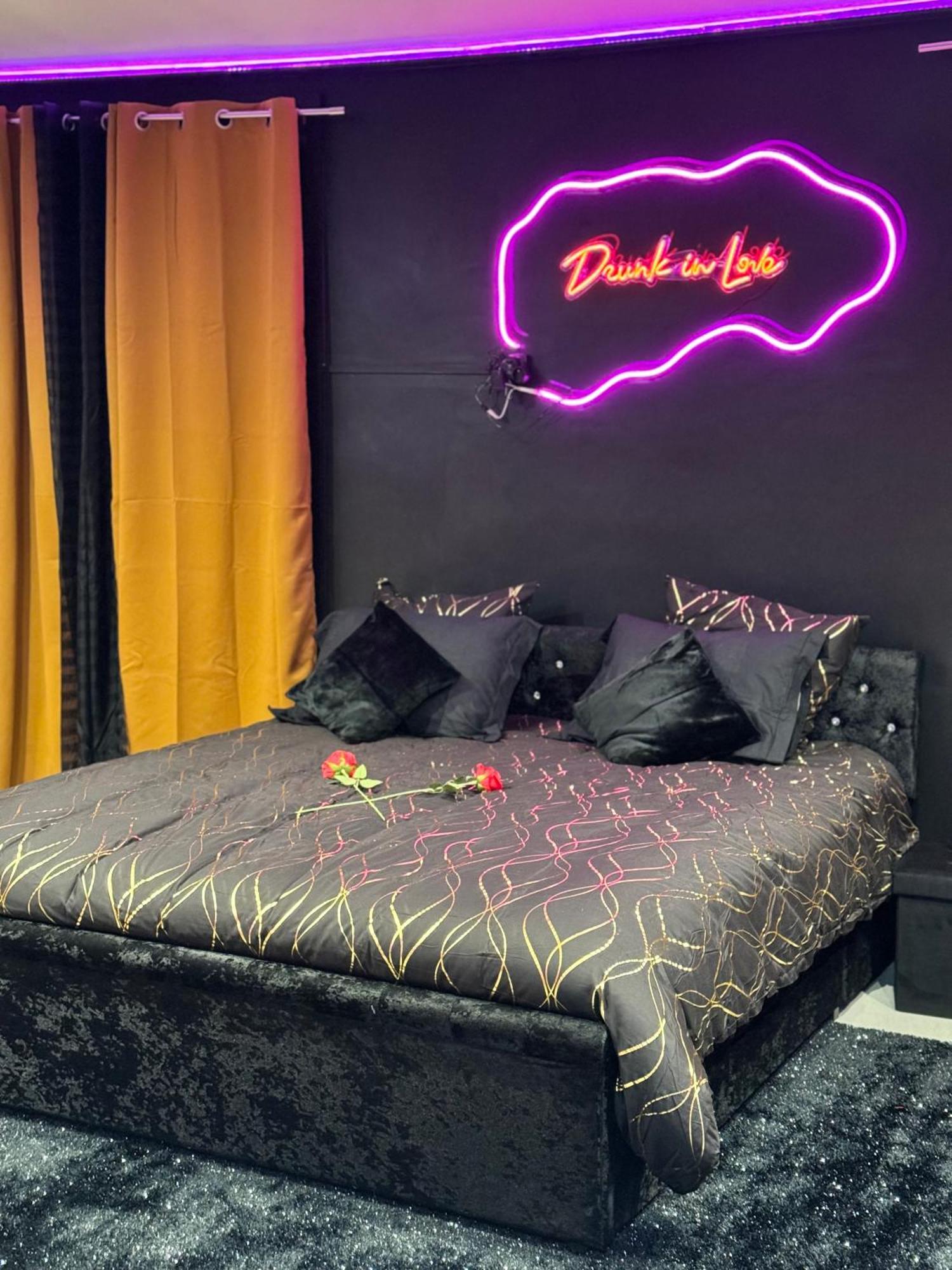 פרפיניין Loveroom By Sunnyroom מראה חיצוני תמונה
