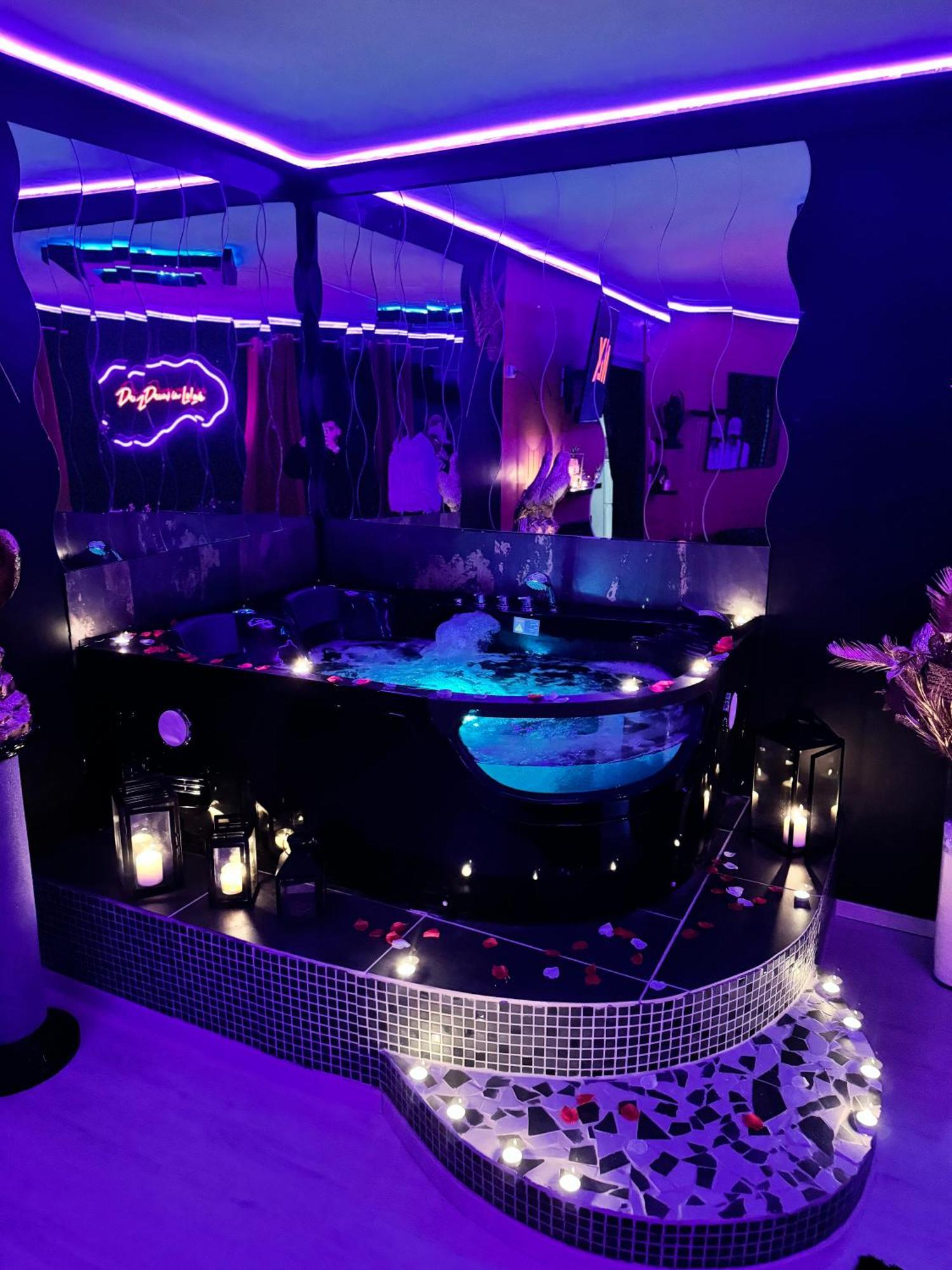 פרפיניין Loveroom By Sunnyroom מראה חיצוני תמונה